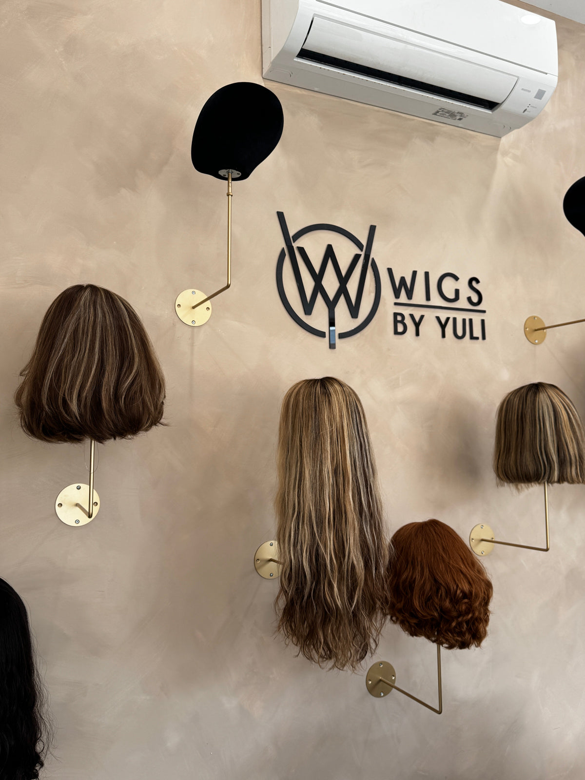 Welcome to the Wigs by Yuli Blog